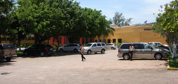 ESTACIONAMIENTO 